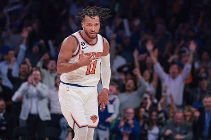 New York Knicks Leagend Point Guard Walt Fraizer's Married LIfe. Know Also About His Net Worth, Fami